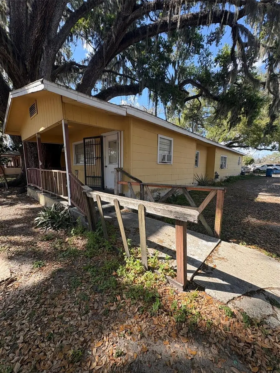 422 W Broadway Street, Fort Meade, FL 33841 - #2