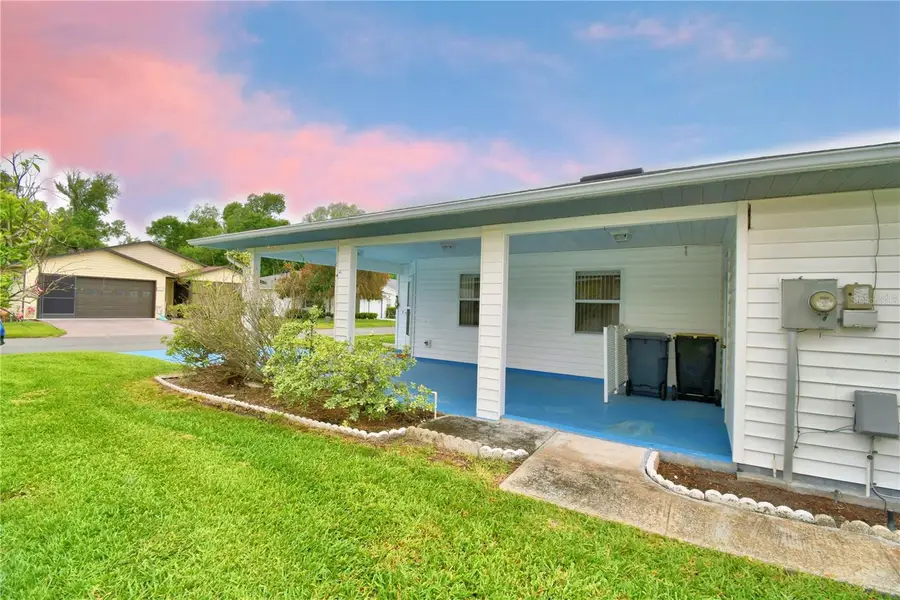 1690 Colonnades Circle N, Lakeland, FL 33811 - #3