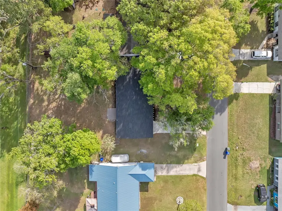 1421 Grace Street N, Lakeland, FL 33810 - #2