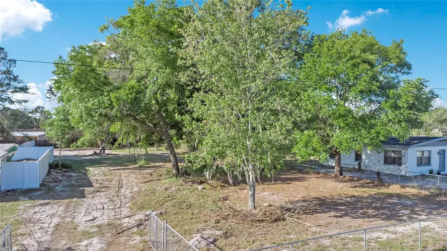 Flowers Ave, Orlando, FL 32825 - #3