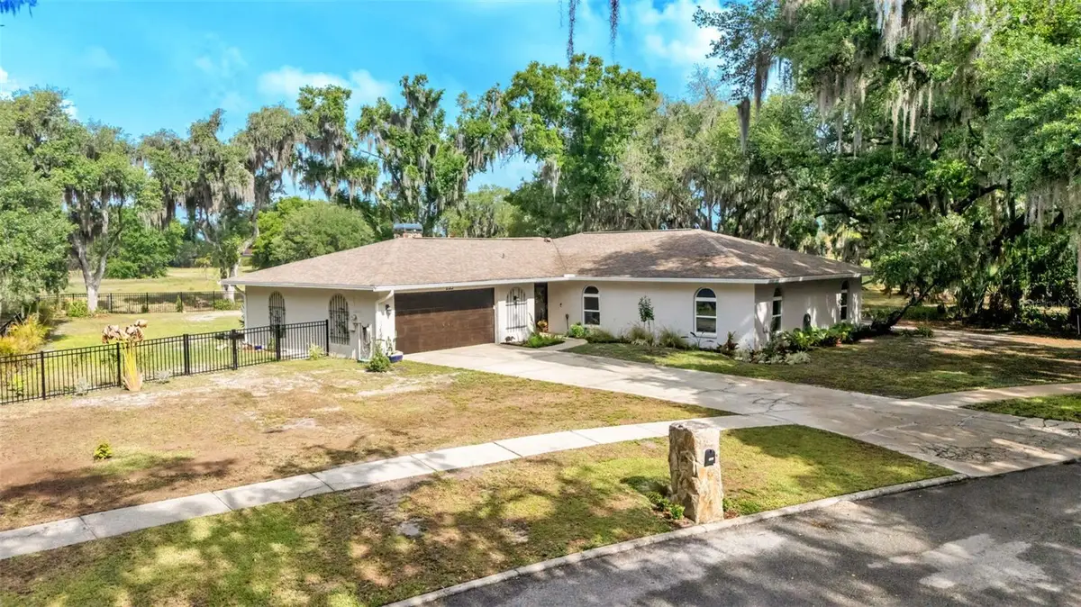 135 Country Club Lane, Mulberry, FL 33860 - #1