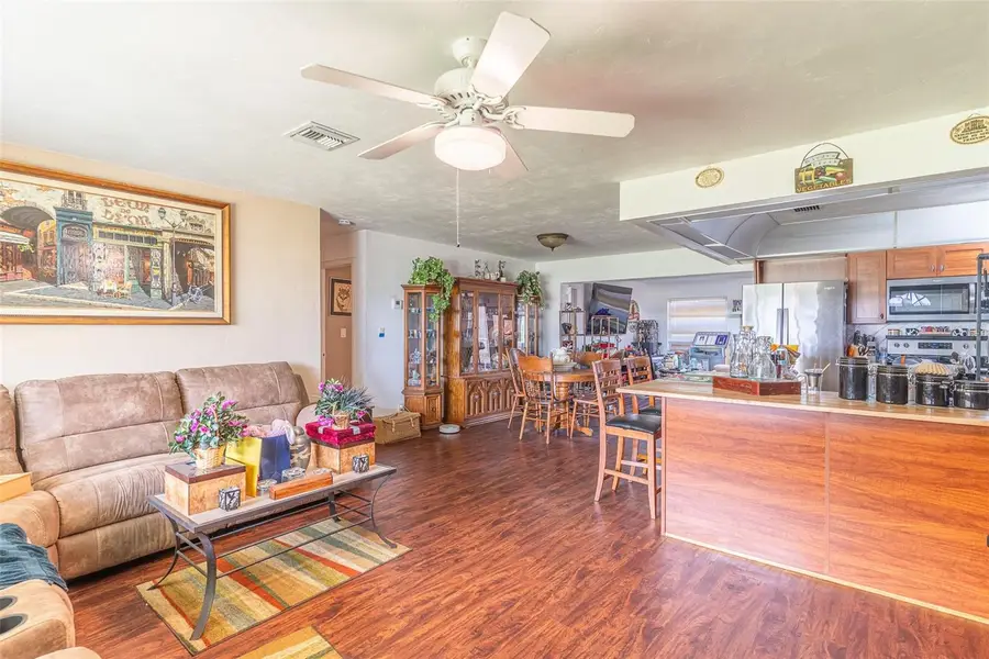 305 Cloverleaf Road, Lake Placid, FL 33852 - #3