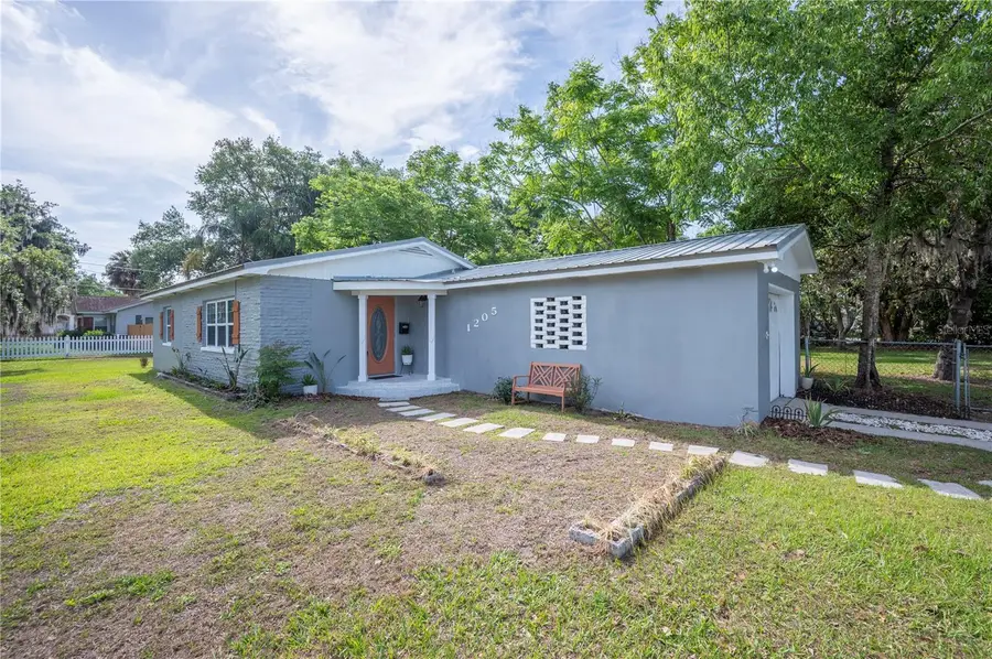 1205 E Georgia Street, Bartow, FL 33830 - #3