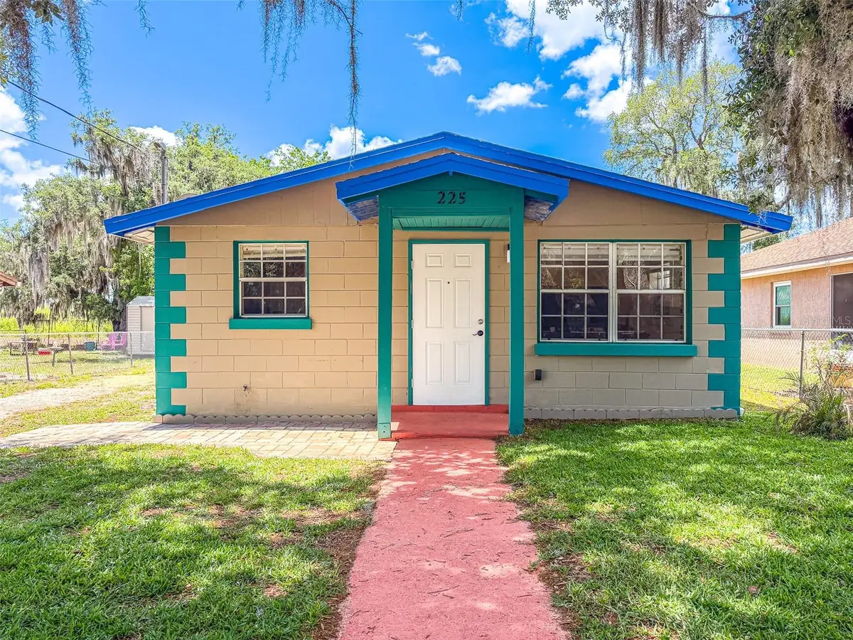 225 W Northside Drive, Lake Wales, FL 33853 - #1