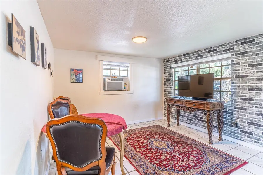 225 W Northside Drive, Lake Wales, FL 33853 - #3