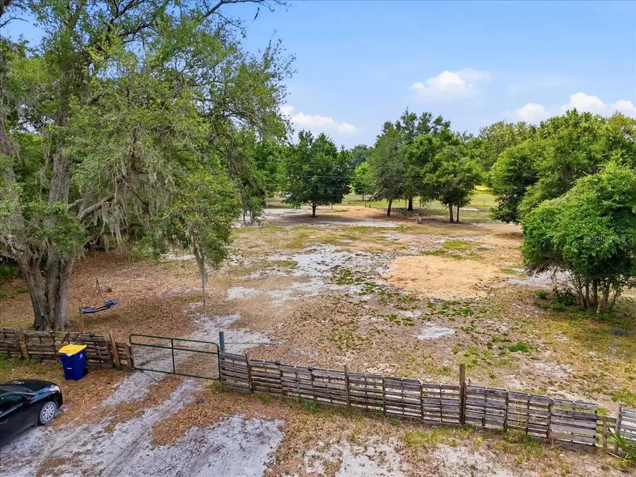 27137 Miller Road, Dade City, FL 33525 - #3