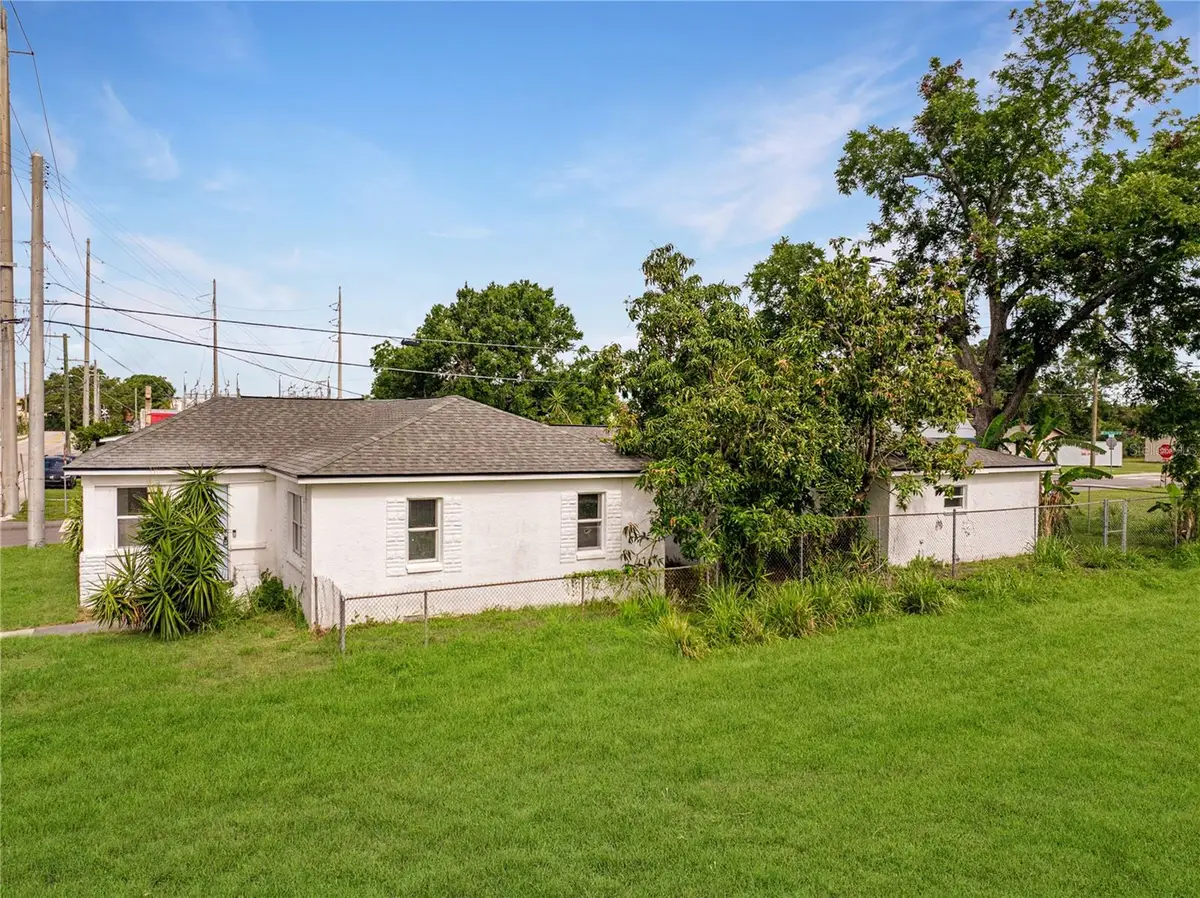 602 E Laura Street, Plant City, FL 33563 - #1