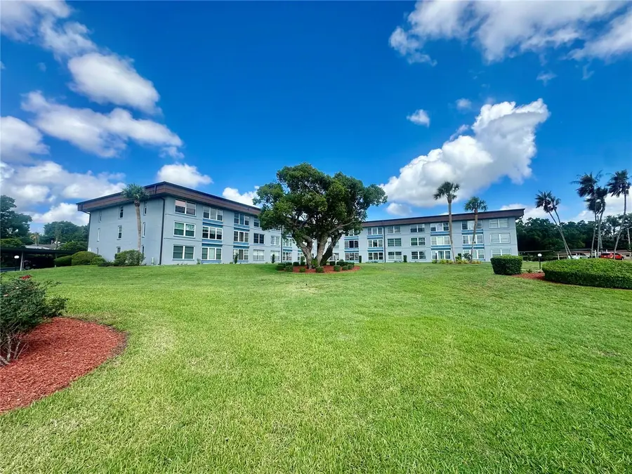 333 Lake Howard Drive Nw #304B, Winter Haven, FL 33880 - #3