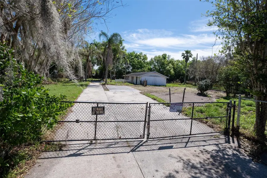 2910 Frank Moore Road, Plant City, FL 33566 - #2