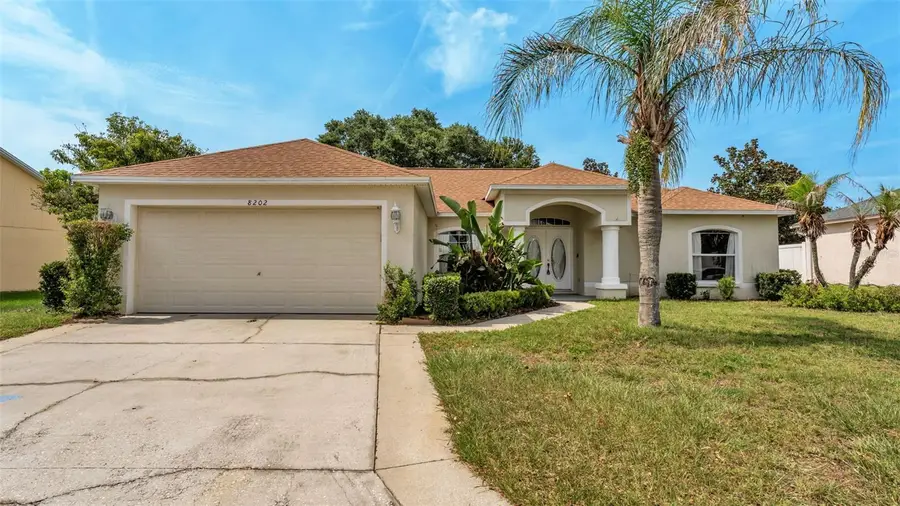 8202 Westmont Terrace Drive, Lakeland, FL 33810 - #2