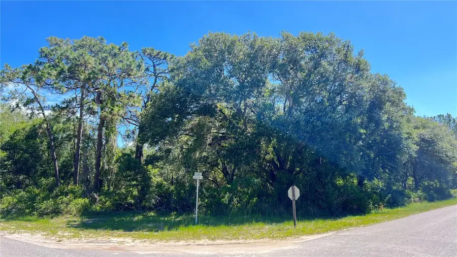 922 Poinciana Drive, Indian Lake Estates, FL 33855 - #2