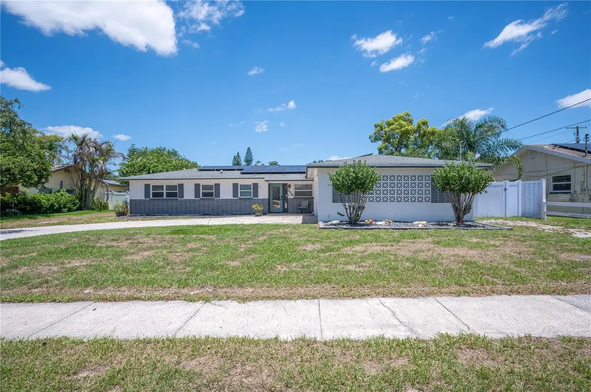 528 S Larry Circle, Brandon, FL 33511 - #1