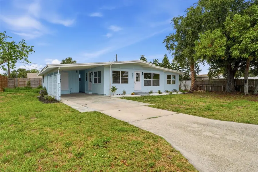 4216 60th Street W, Bradenton, FL 34209 - #2