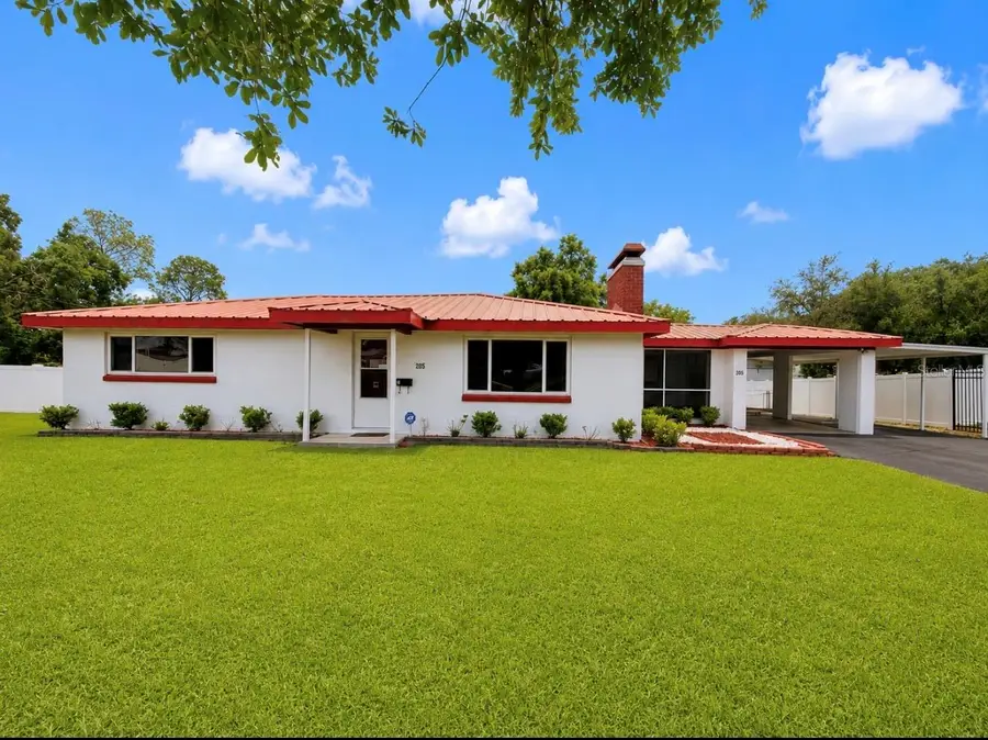205 E Jersey Avenue, Brandon, FL 33510 - #2