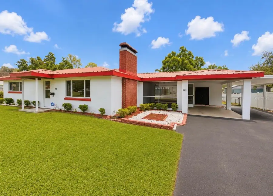 205 E Jersey Avenue, Brandon, FL 33510 - #3