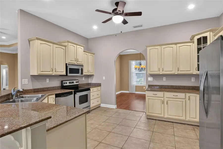 5704 Lake Victoria Drive, Lakeland, FL 33813 - #3