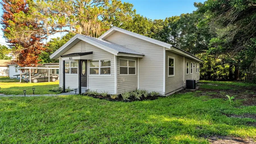 1821 W Chase Street, Lakeland, FL 33815 - #2