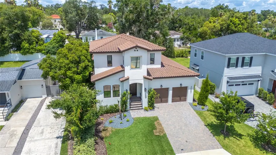 2403 Derbyshire Avenue, Lakeland, FL 33803 - #3