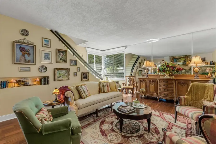2015 E Beacon By Way, Lakeland, FL 33803 - #2