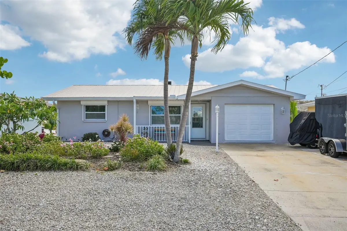 3050 York Road, Saint James City, FL 33956 - #1