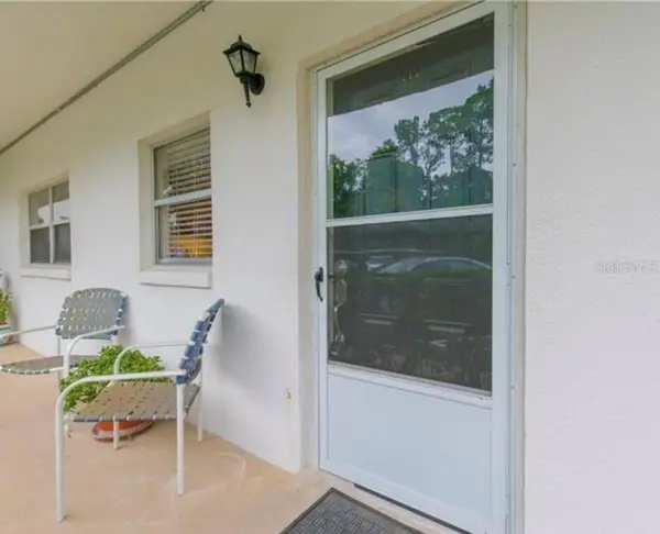 200 El Camino Drive #111, WINTER HAVEN, FL 33884