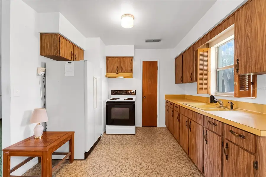 155 E Goodheart Avenue, Lake Mary, FL 32746 - #3