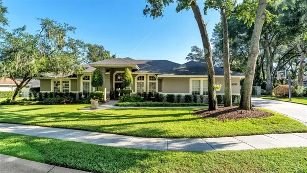 6590 Crescent Lake Drive, LAKELAND, FL 33813