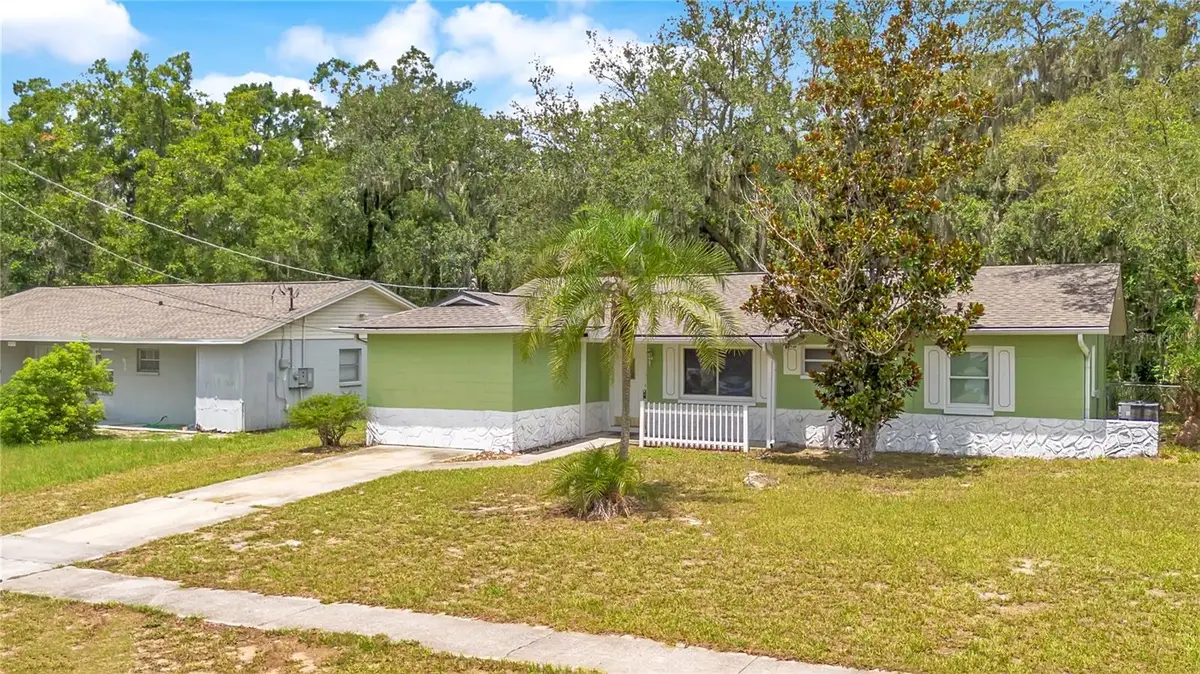8316 Tupelo Dr, Temple Terrace, FL 33637 - #1