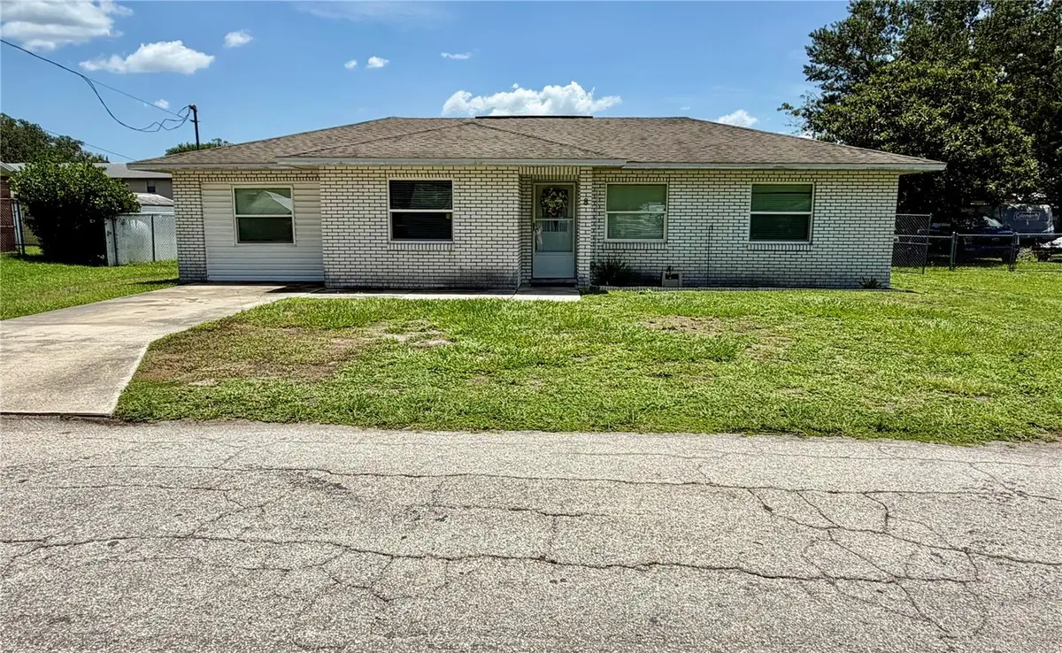 8 N Hendry Avenue, Fort Meade, FL 33841 - #1