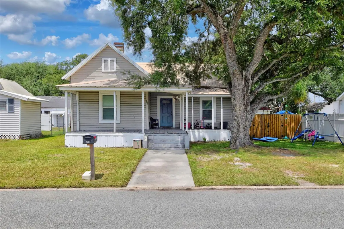 204 NE 1st Avenue, Mulberry, FL 33860 - #1