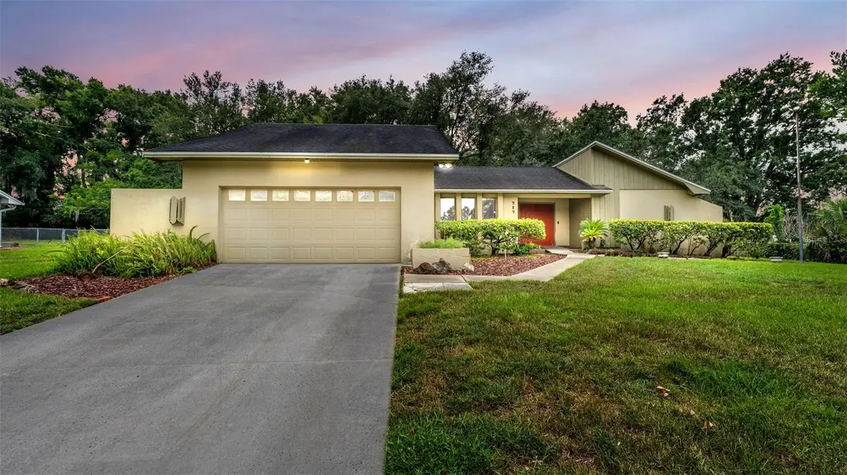 717 Woodhill Drive, Lakeland, FL 33813 - #1