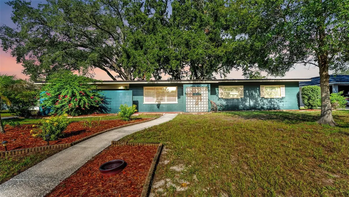 1733 Fredricksburg Avenue, Lakeland, FL 33803 - #1
