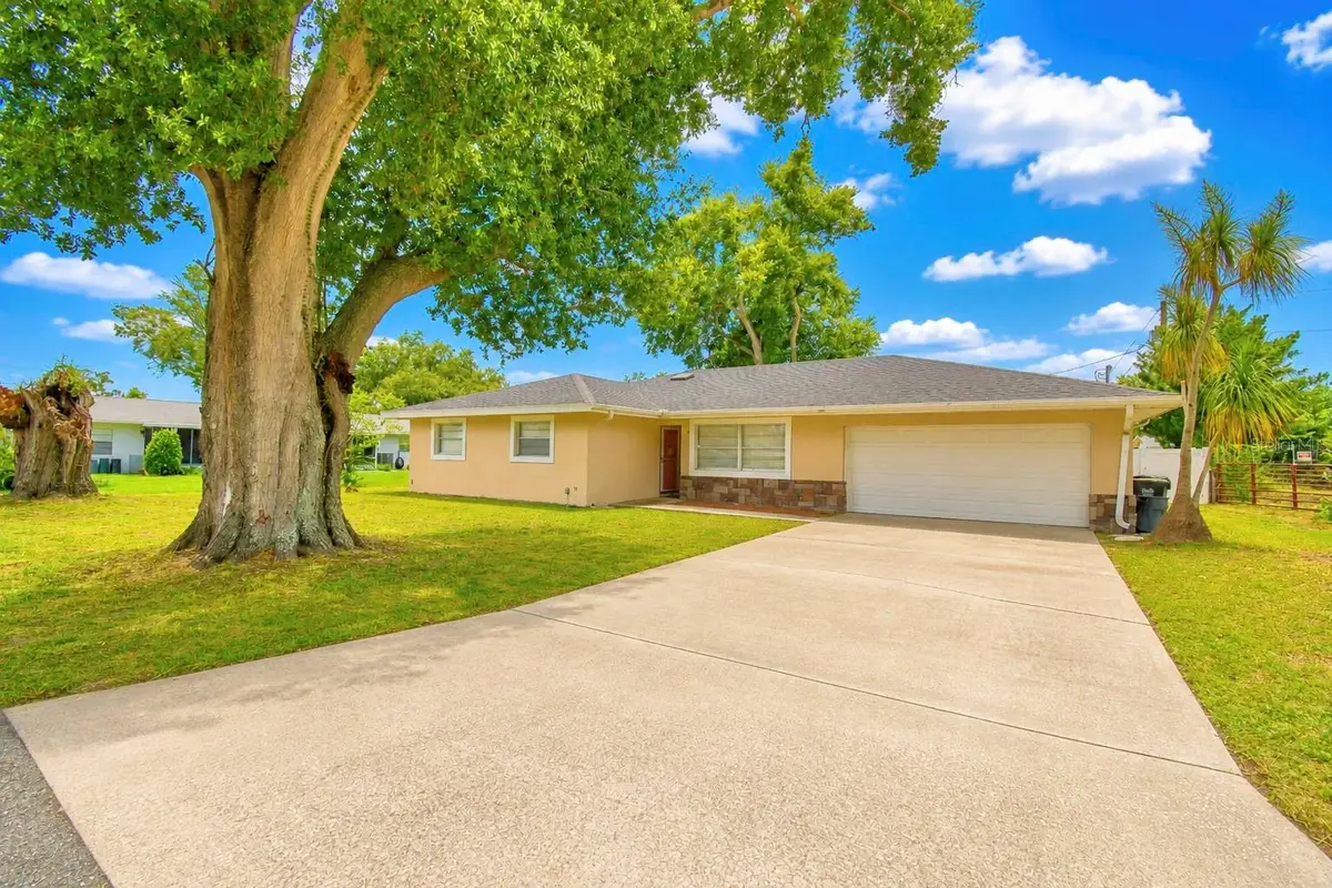 105 Byron Place, Winter Haven, FL 33884 - #1