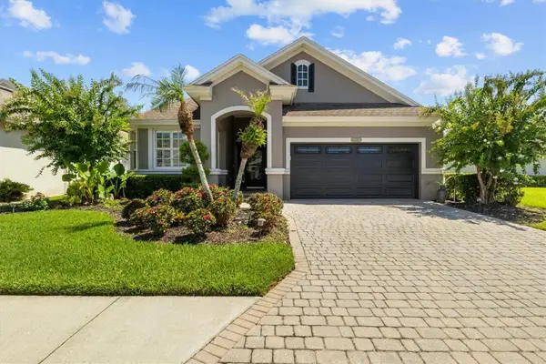 8281 Lake James Drive, LAKELAND, FL 33810