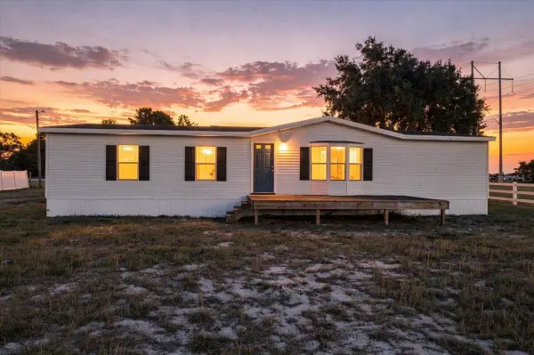 5230 Thornhill Road, WINTER HAVEN, FL 33880