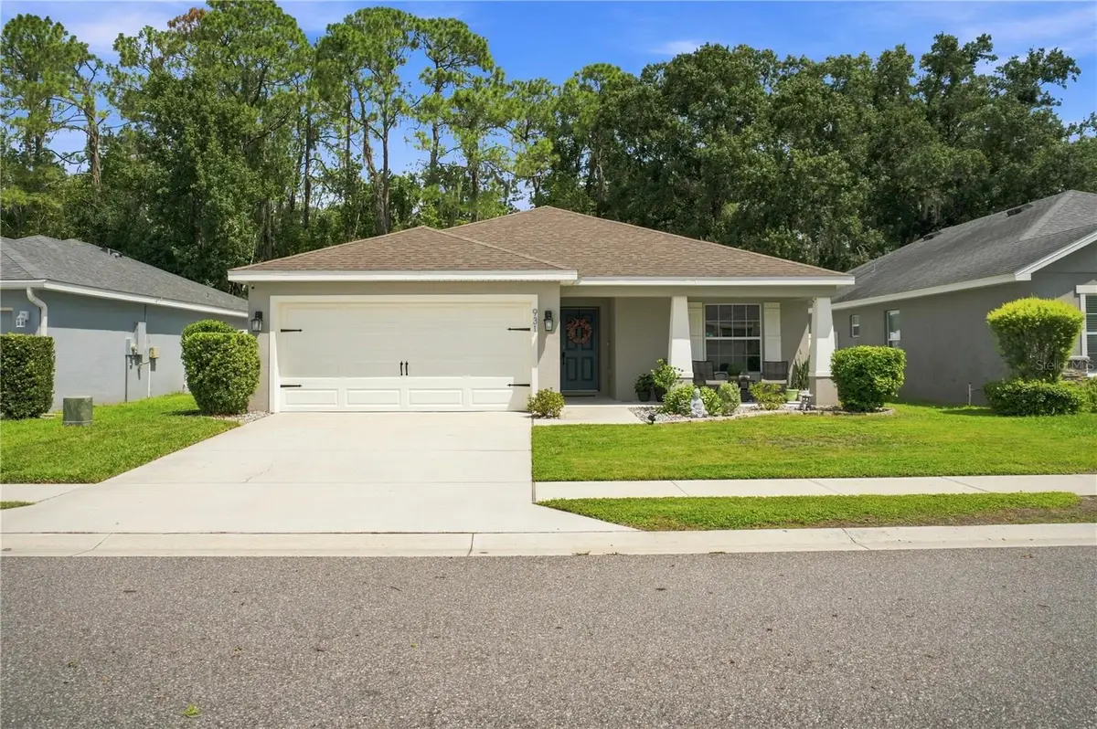 931 Pearly Ridge Lane, Lakeland, FL 33809 - #1