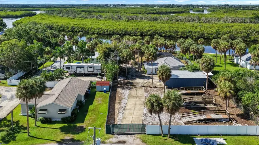 102 Trouve Lane, Ruskin, FL 33570 - #2