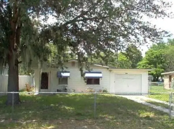 2607 Smithtown Drive, LAKELAND, FL 33801
