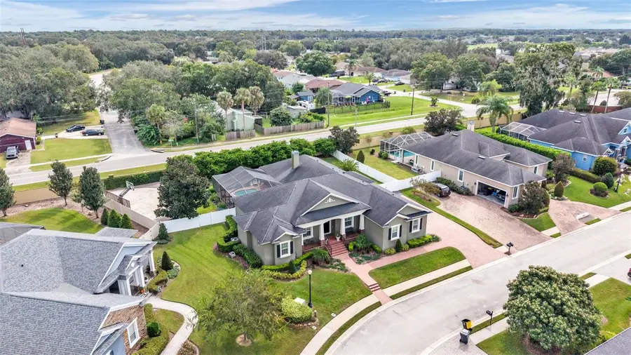 6626 Crescent Woods Circle, Lakeland, FL 33813 - #2