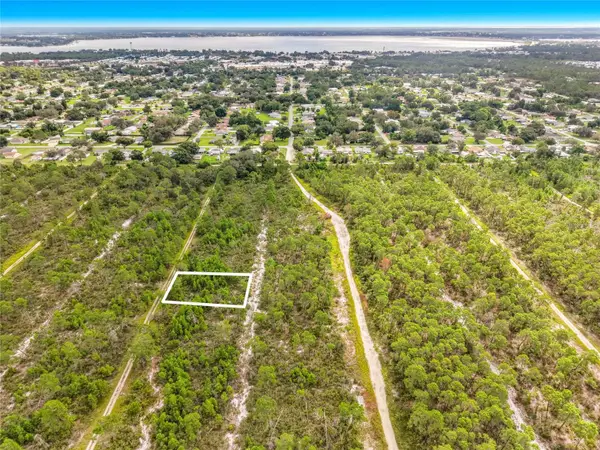 443 Parrot Avenue, SEBRING, FL 33870