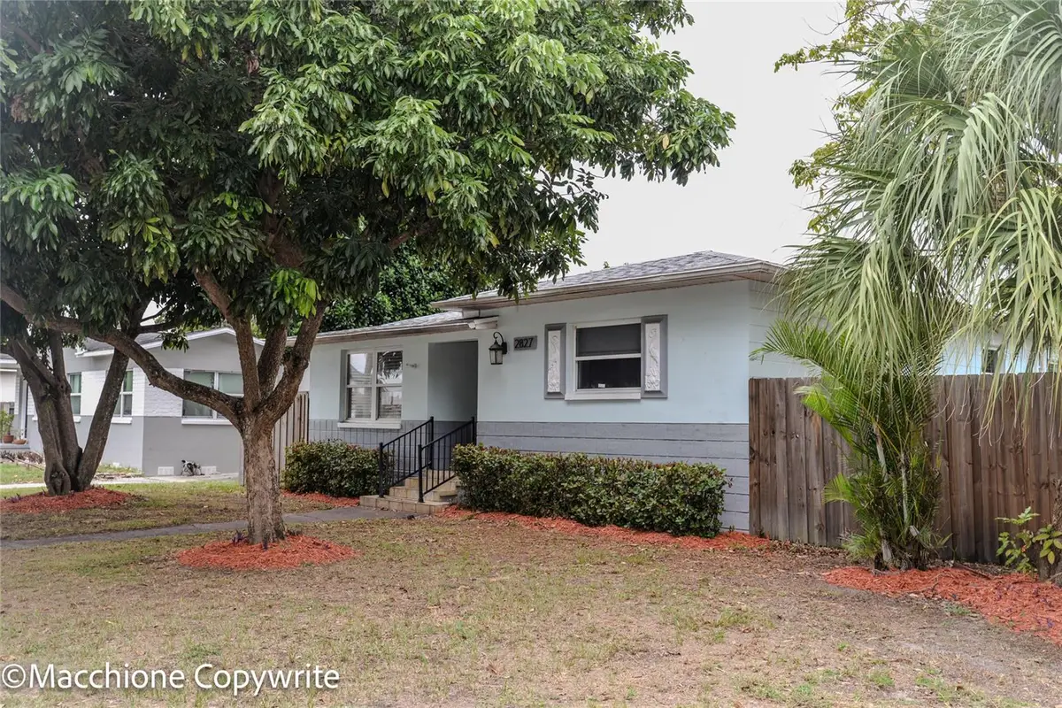 2827 29th Avenue N, Saint Petersburg, FL 33713 - #1