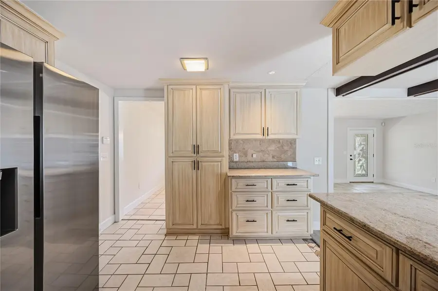 1323 Alyce Street, Lakeland, FL 33801 - #3
