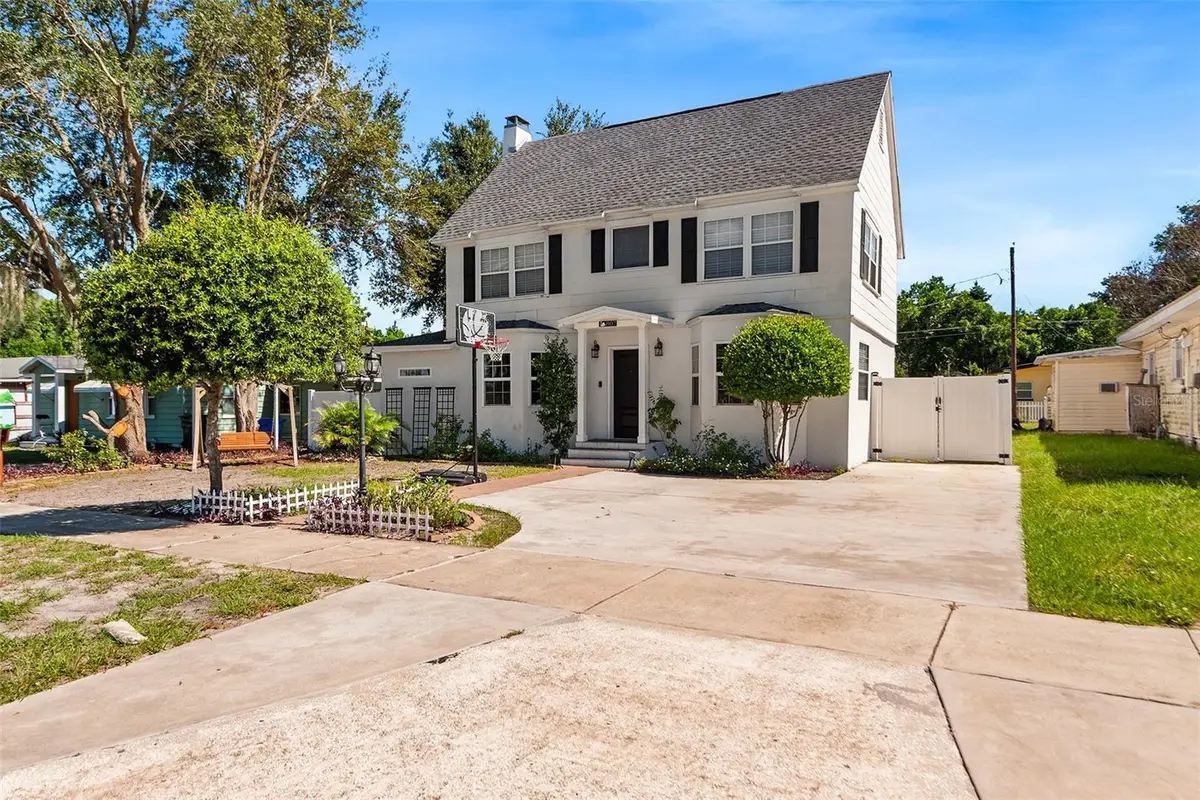 807 Interlachen Parkway, Lakeland, FL 33801 - #1