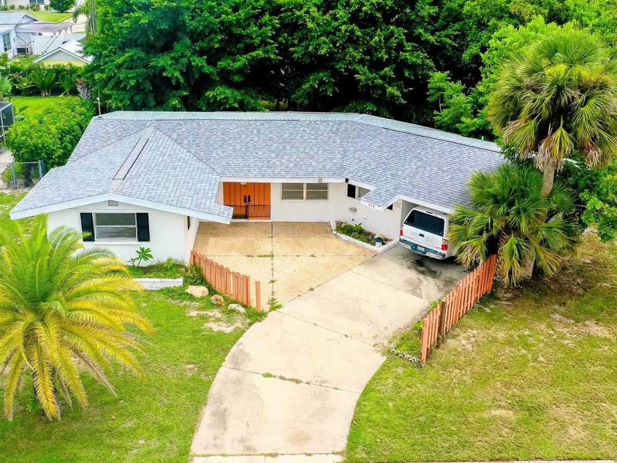 114 Venice East Boulevard, Venice, FL 34293 - Image #1