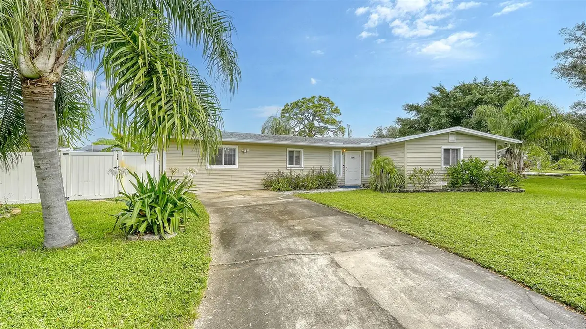 1560 Poinciana Road, Venice, FL 34293 - Image #1