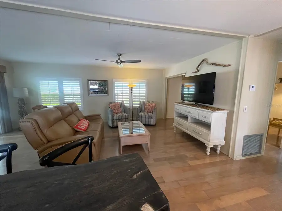 802 S Green Circle, Venice, FL 34285 - Image #2