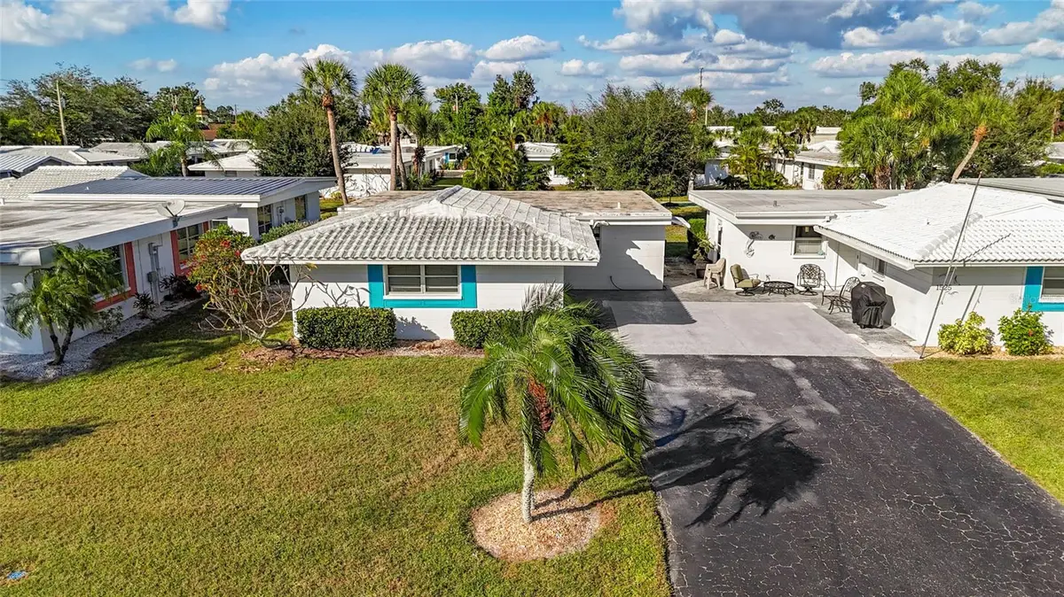1523 Lakeside Drive #15, Venice, FL 34293 - Image #1