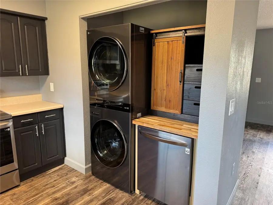 2218 Seaboard Avenue, Venice, FL 34293 - Image #3