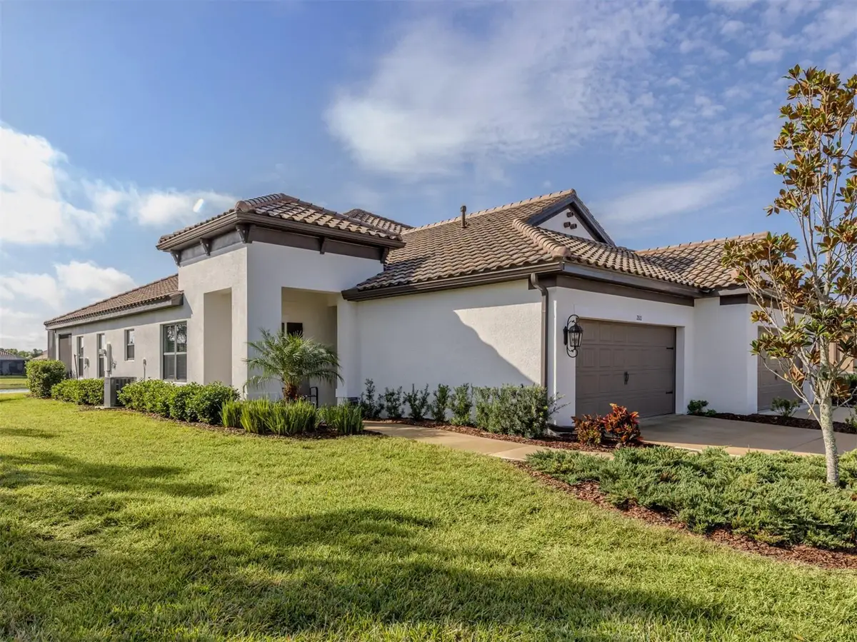 200 Tracino Terrace, North Venice, FL 34275 - Image #1
