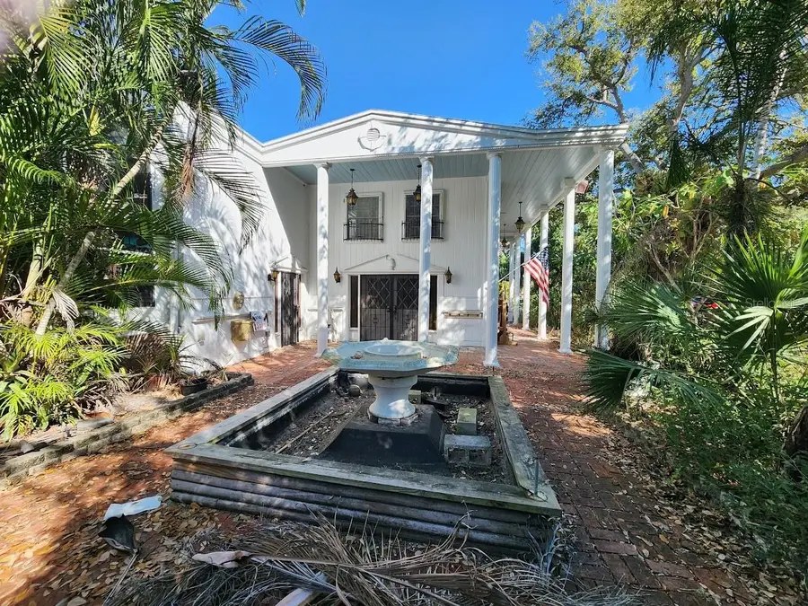 286 Shamrock Drive, Venice, FL 34293 - Image #2